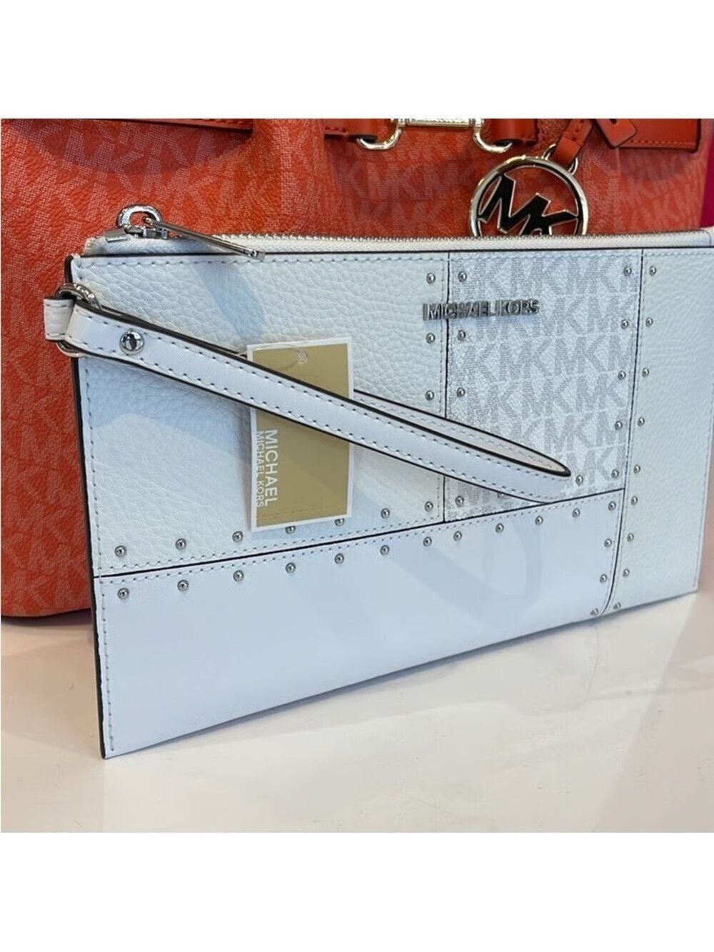 Michael Kors White Wristlet with Silver Studs New Never Used, Perfect for a Gift - Picture 3 of 17